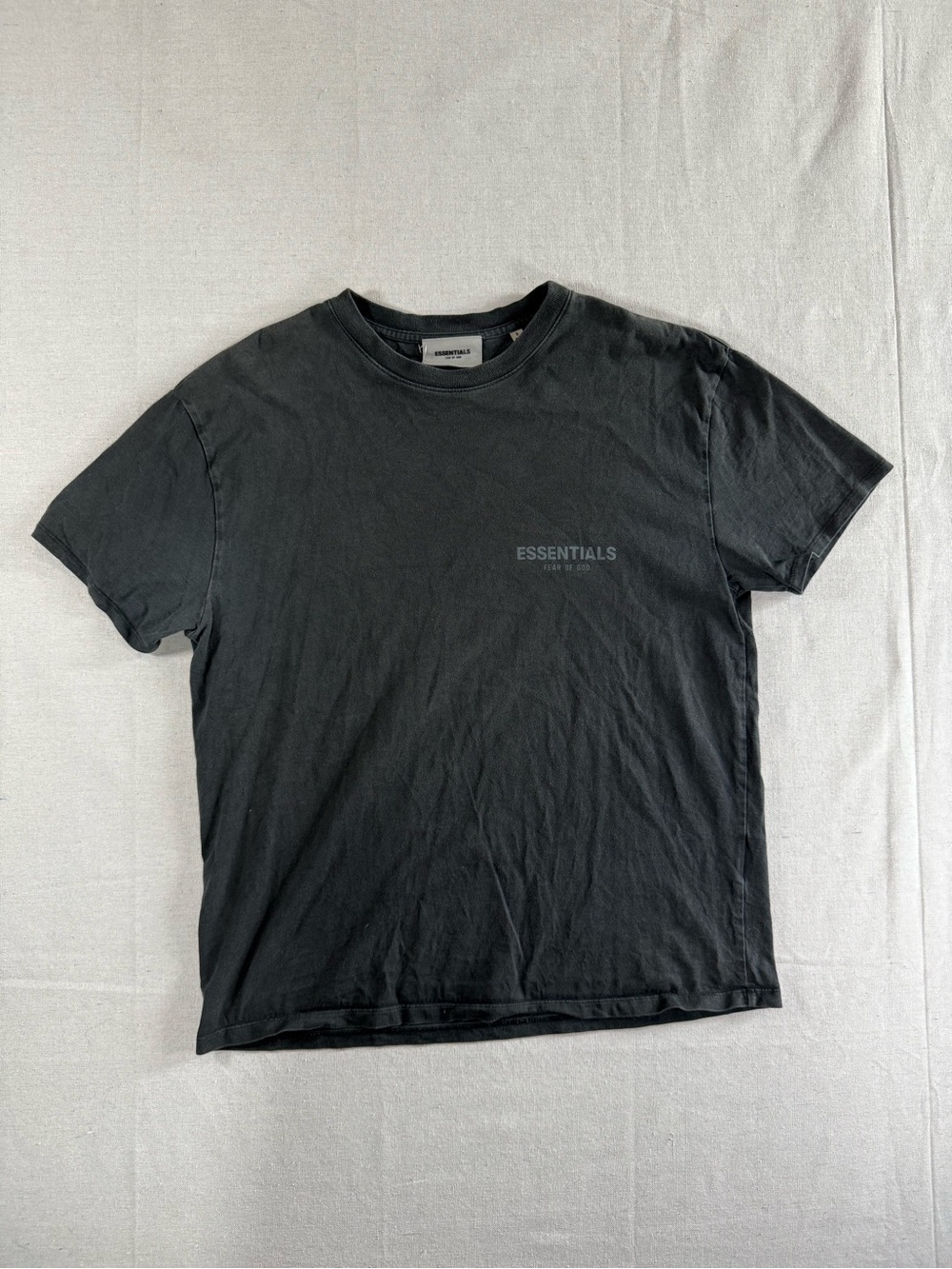 Essentials Fear Of God Chest Logo Black Streetwear Shirt Oversized Size Small